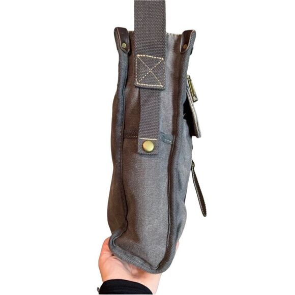 3 for $30! Cargoit canvas shoulder bad with adjustable strap. - Picture 3 of 12